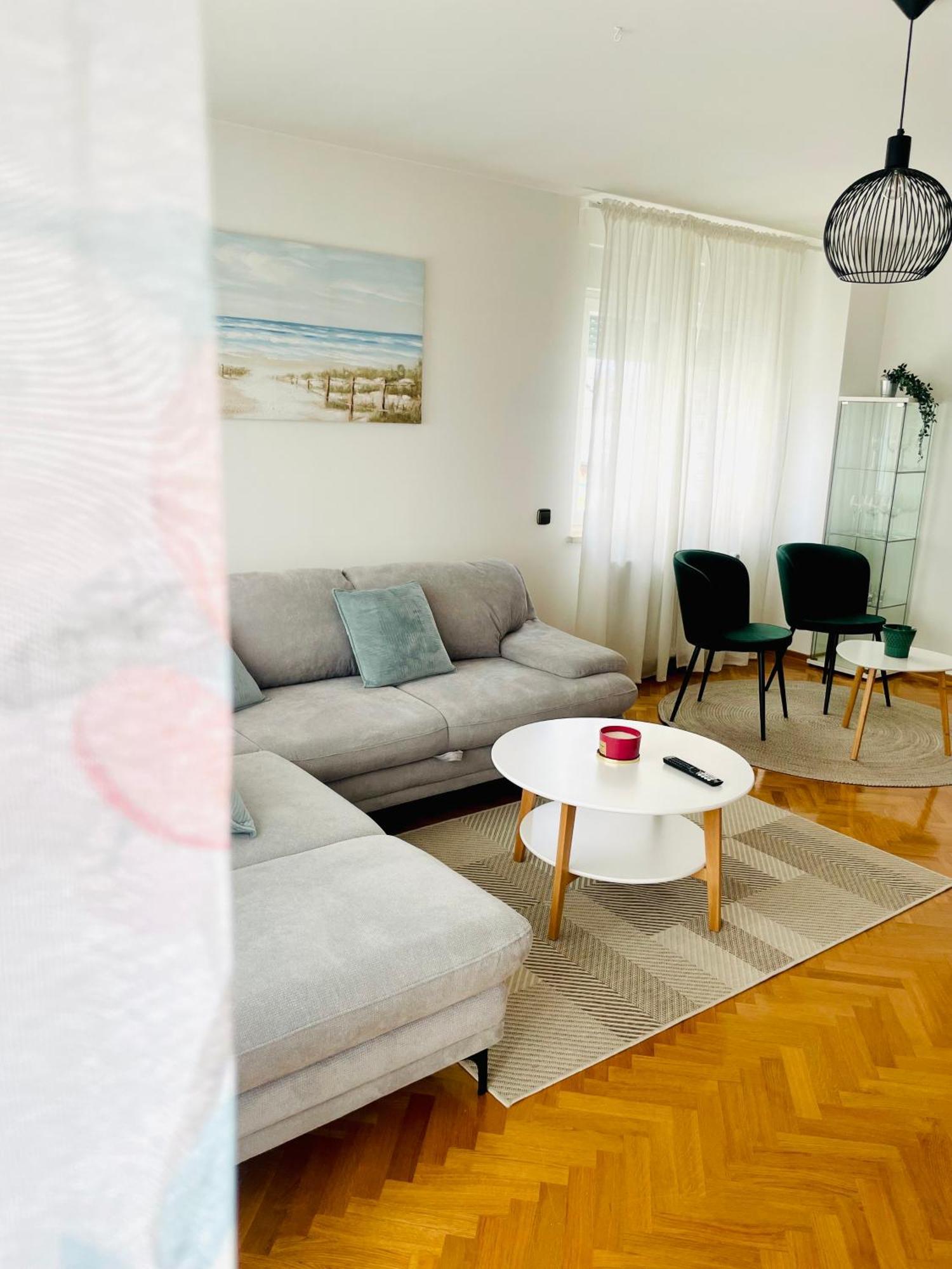 Apartman Bago Deluxe Near Zagreb Airport Velika Gorica Extérieur photo